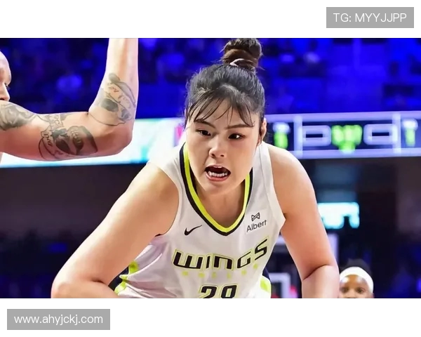 李月汝飞翼首秀获风暴温情告别 段冉解析加盟三大核心利好